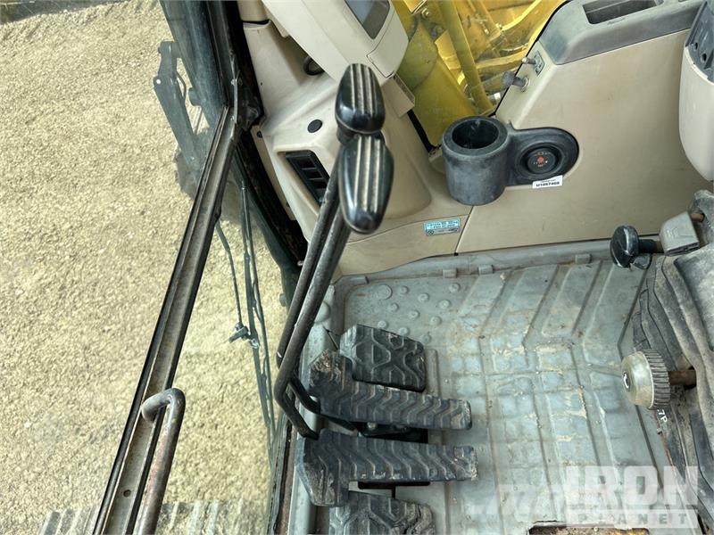 CAT 322C L Tracked Excavator Lánctalpas kotrók