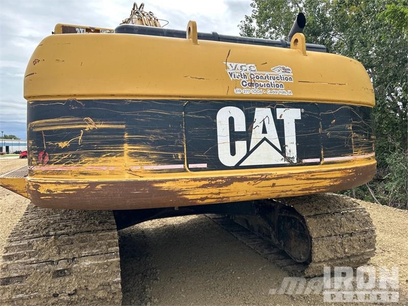 CAT 322C L Tracked Excavator Lánctalpas kotrók