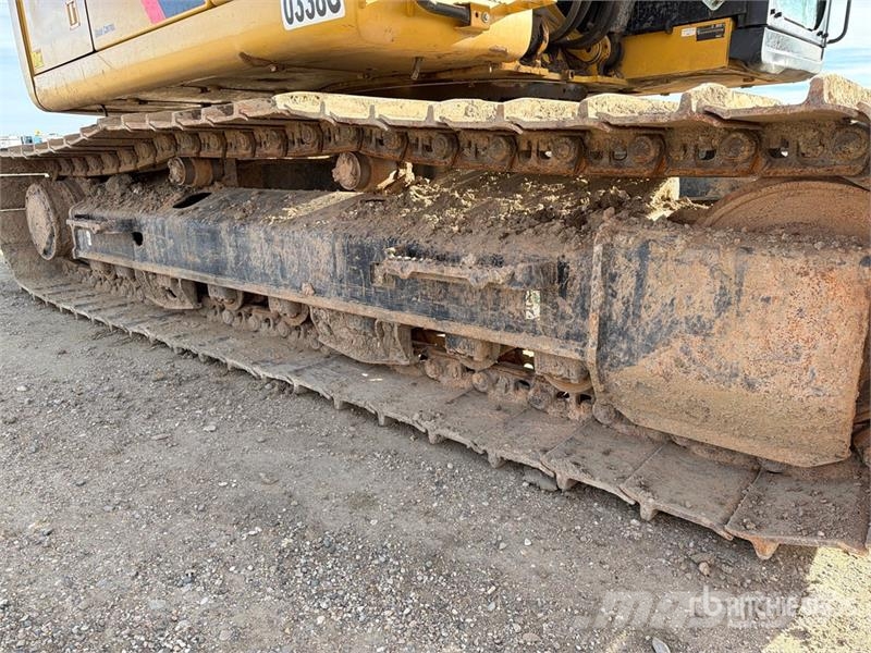CAT 323F L Tracked Excavator حفارات زحافة