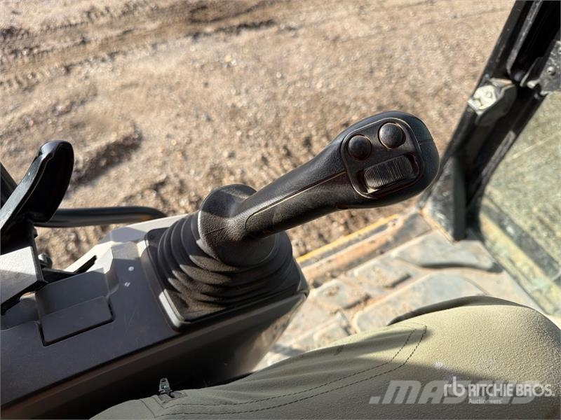 CAT 323F L Tracked Excavator حفارات زحافة