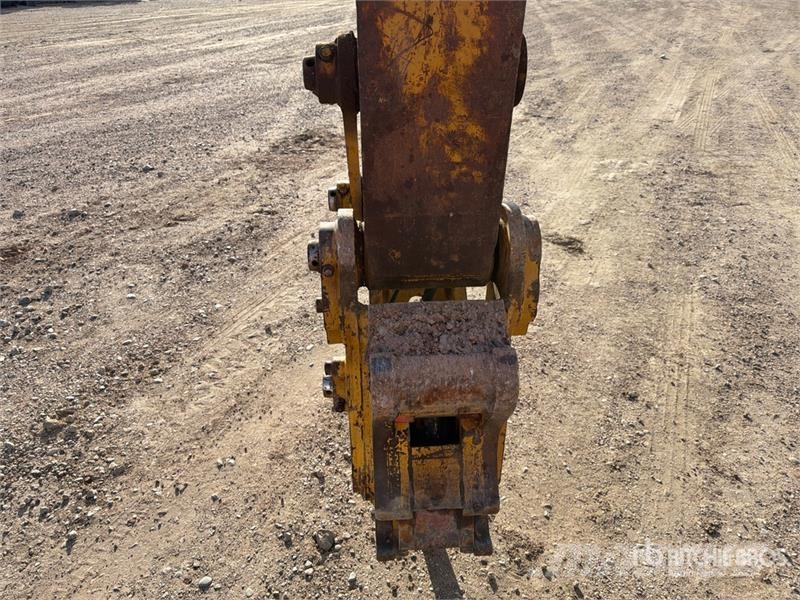 CAT 323F L Tracked Excavator حفارات زحافة