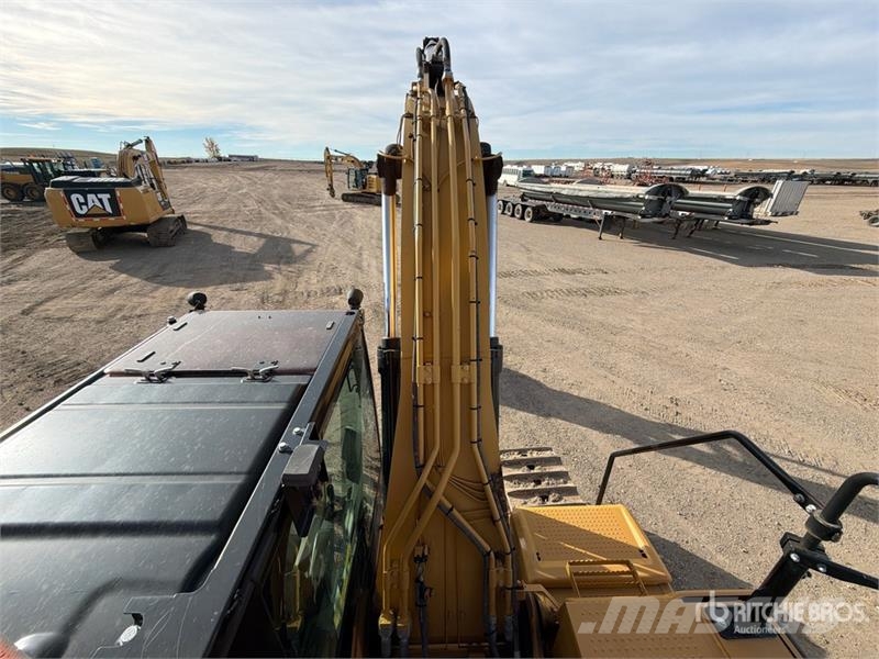 CAT 323F L Tracked Excavator حفارات زحافة
