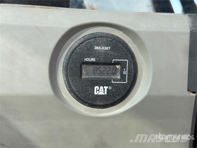 CAT 323F L Tracked Excavator حفارات زحافة