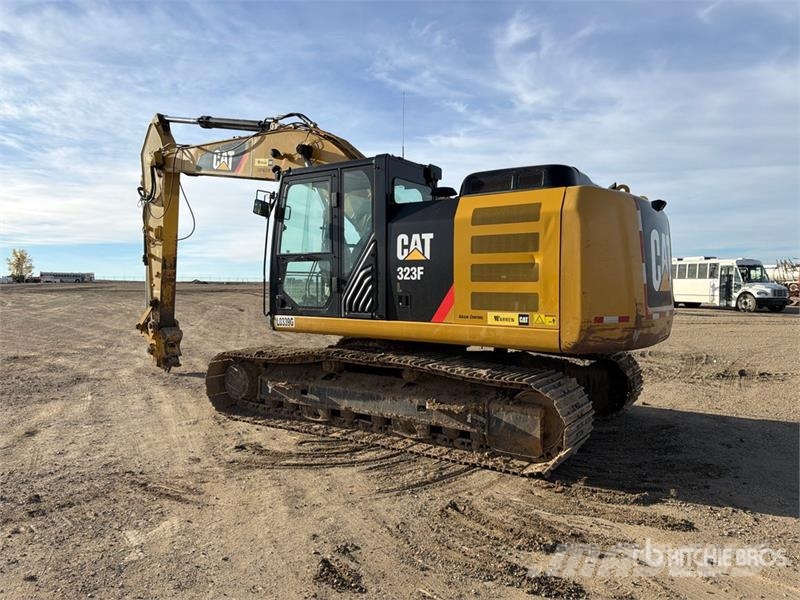 CAT 323F L Tracked Excavator حفارات زحافة
