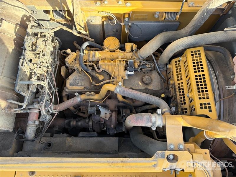 CAT 324E L Tracked Excavator Гусеничные экскаваторы