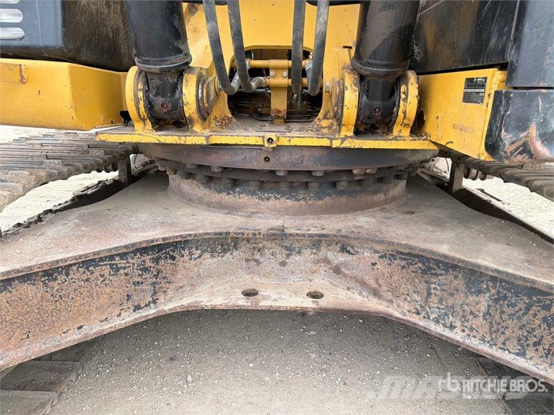 CAT 324E L Tracked Excavator 대형 굴삭기 29톤 이상