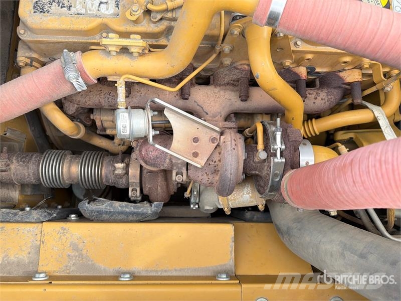 CAT 324E L Tracked Excavator 대형 굴삭기 29톤 이상