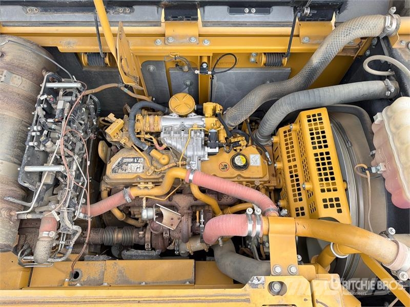 CAT 324E L Tracked Excavator 대형 굴삭기 29톤 이상