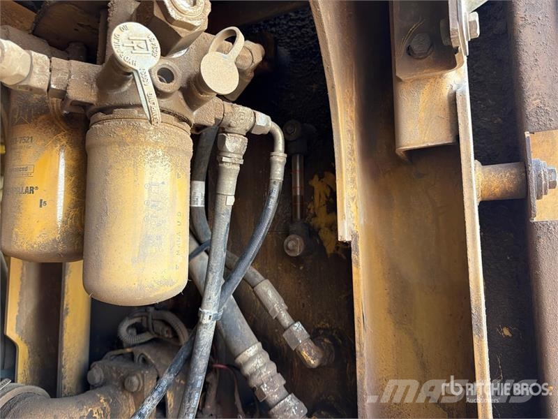 CAT 324E L Tracked Excavator Гусеничные экскаваторы