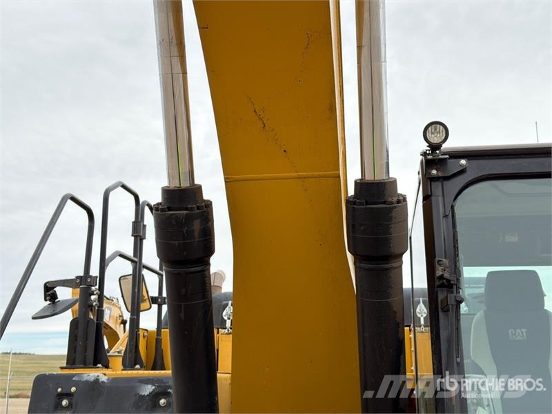 CAT 324E L Tracked Excavator 대형 굴삭기 29톤 이상