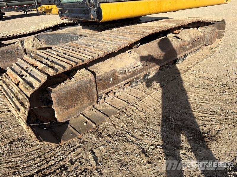 CAT 324E L Tracked Excavator Гусеничные экскаваторы