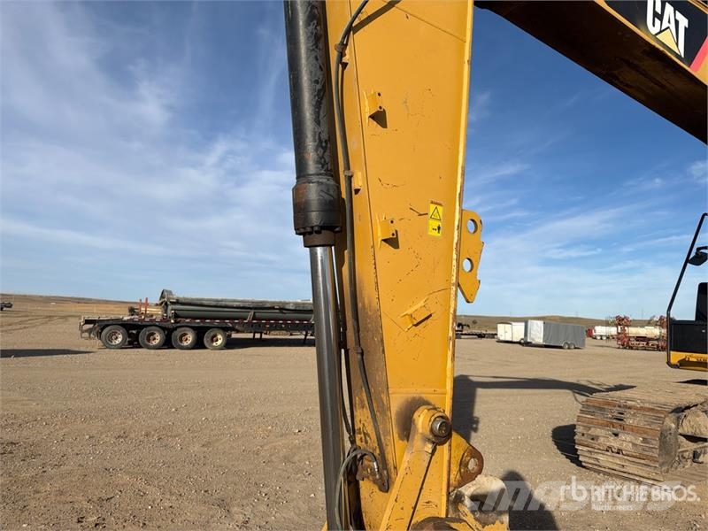 CAT 324E L Tracked Excavator Гусеничные экскаваторы