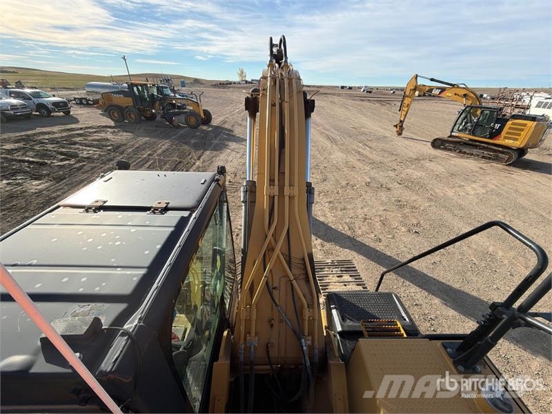 CAT 324E L Tracked Excavator Гусеничные экскаваторы
