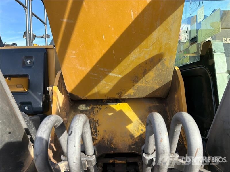 CAT 324E L Tracked Excavator Гусеничные экскаваторы