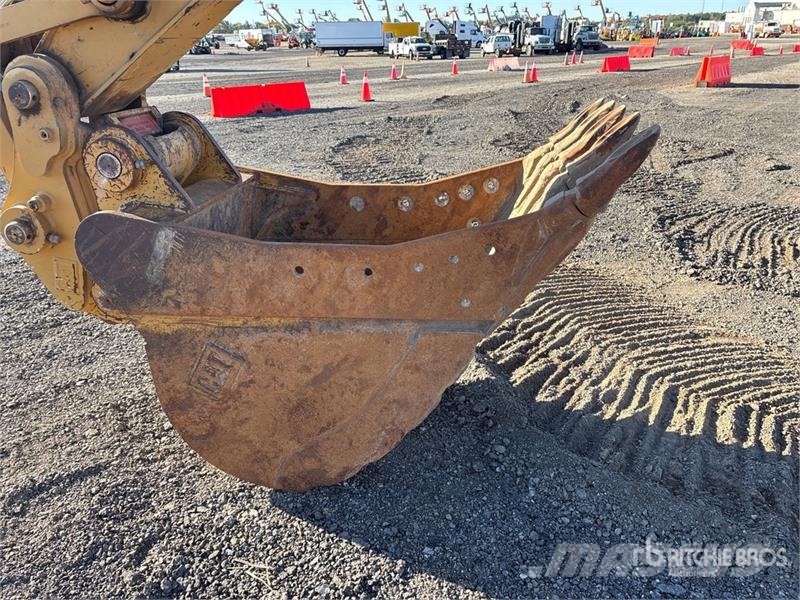 CAT 325F LCR Tracked Excavator Pelle sur chenilles