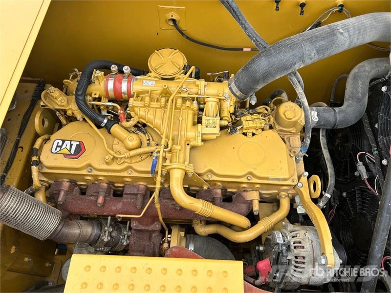 CAT 326 Tracked Excavator Koparki gąsienicowe
