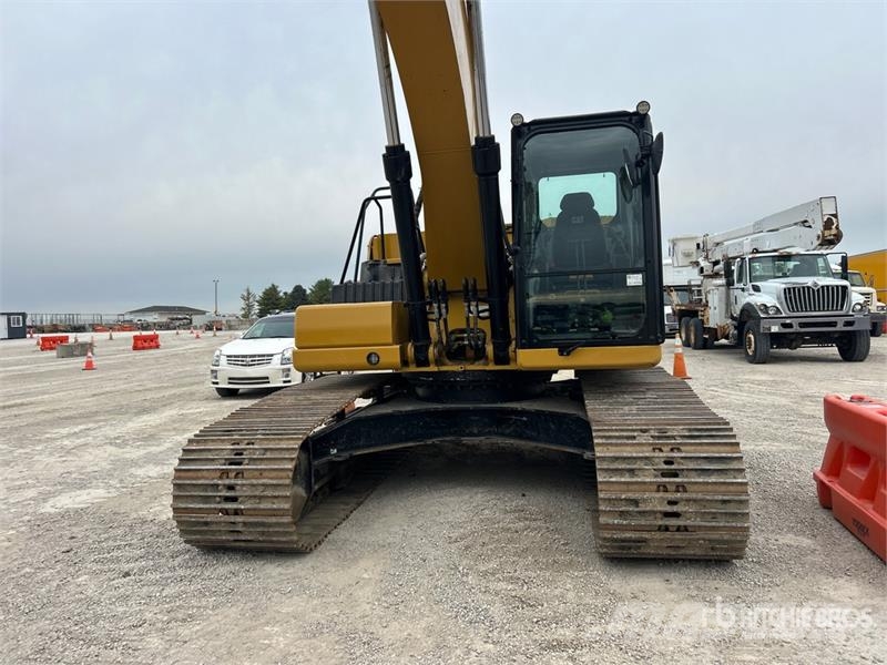 CAT 326 Tracked Excavator Koparki gąsienicowe