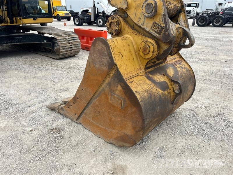 CAT 326 Tracked Excavator Koparki gąsienicowe