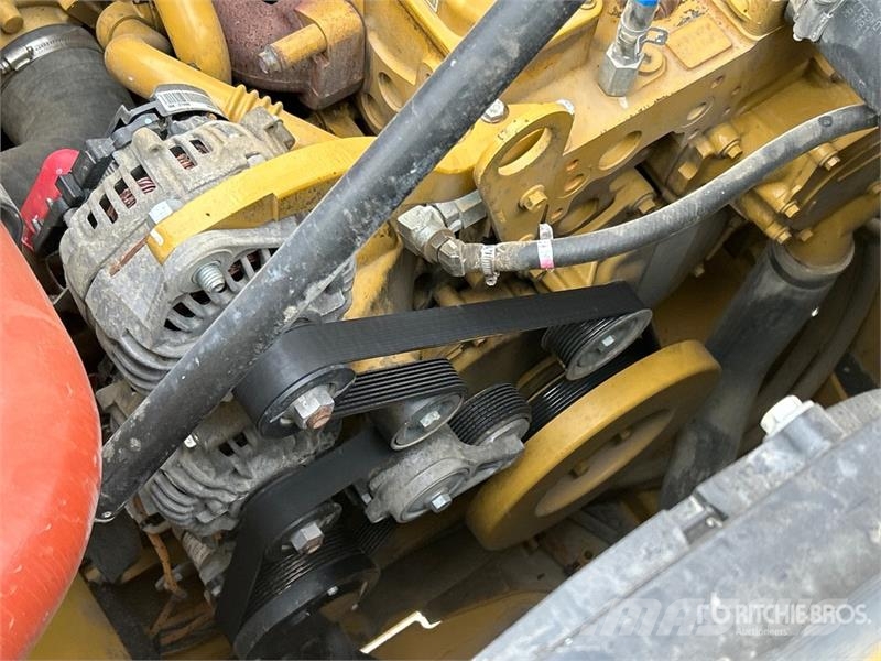 CAT 326 Tracked Excavator Koparki gąsienicowe