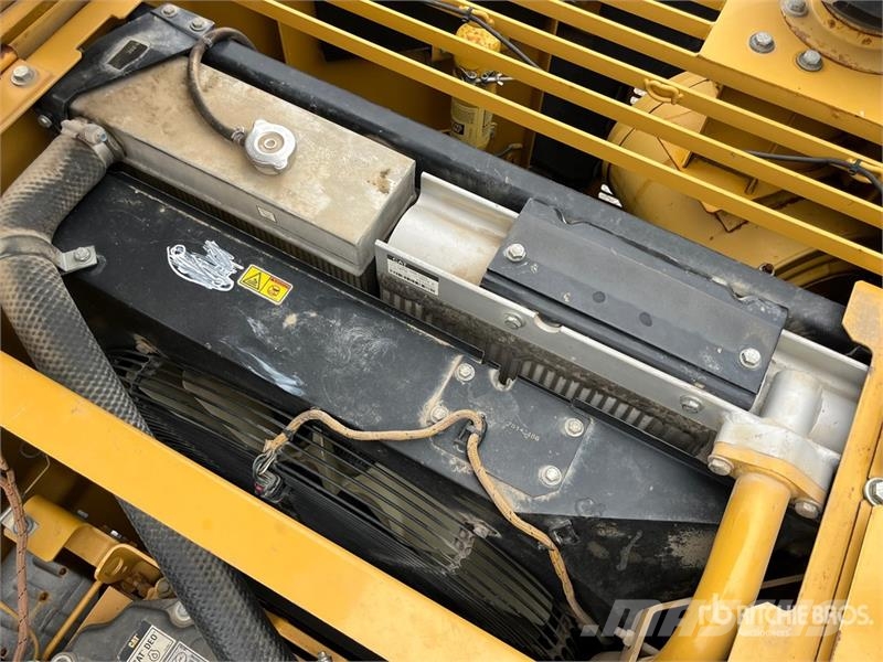 CAT 328DL CR Tracked Excavator Rupsgraafmachines