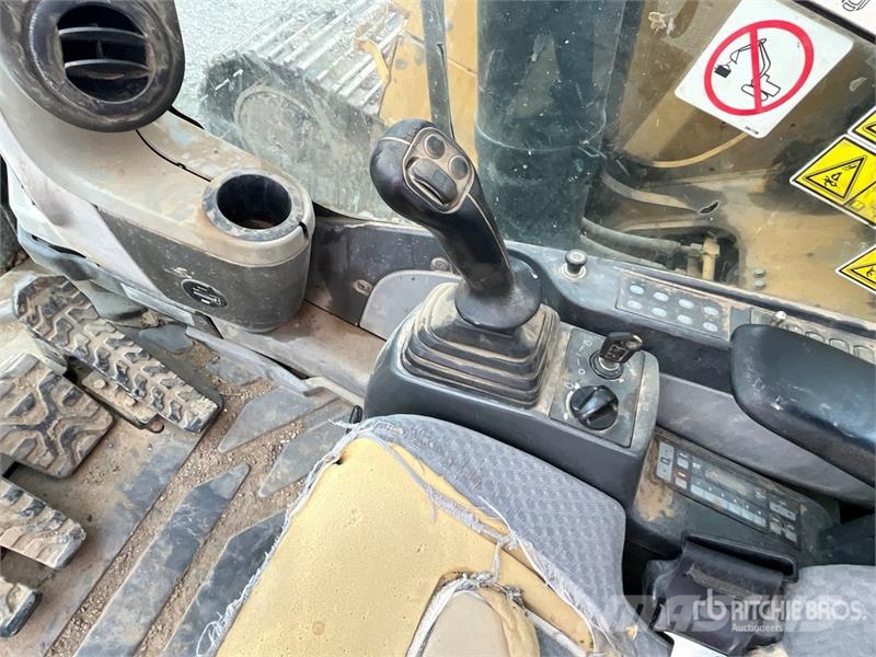 CAT 328DL CR Tracked Excavator Rupsgraafmachines