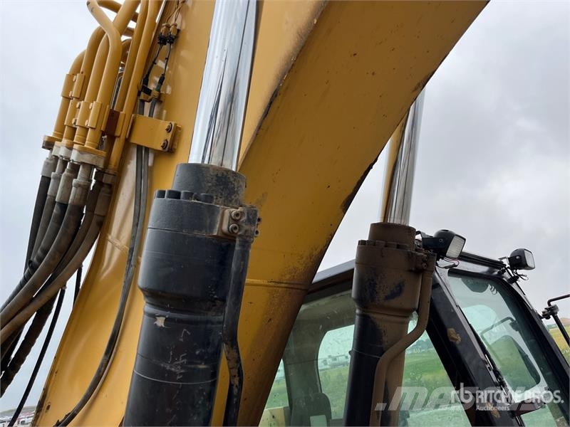 CAT 328DL CR Tracked Excavator Rupsgraafmachines