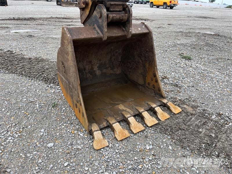 CAT 328DL CR Tracked Excavator Rupsgraafmachines