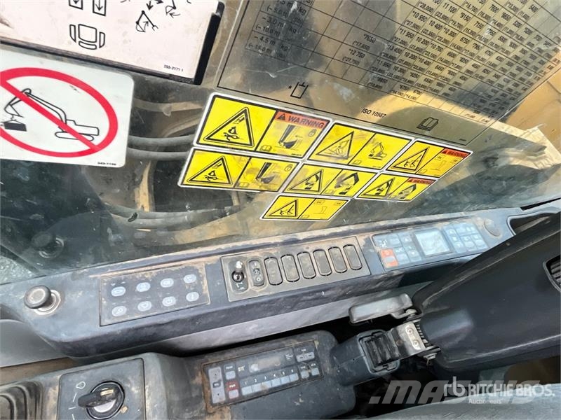 CAT 328DLCR Tracked Excavator Lánctalpas kotrók