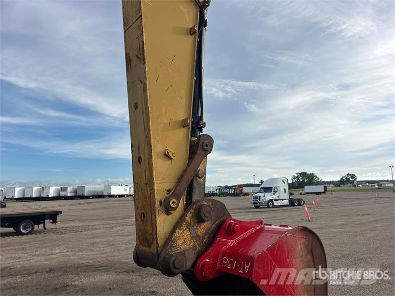 CAT 330C L Tracked Excavator Crawler excavators