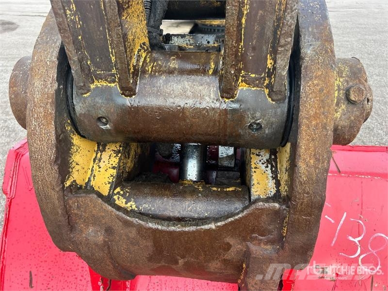 CAT 330C L Tracked Excavator Crawler excavators