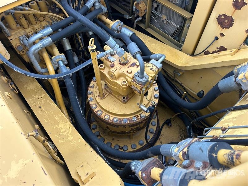 CAT 330C L Tracked Excavator Crawler excavators
