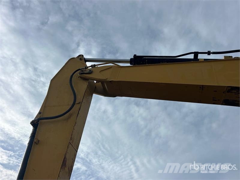 CAT 330C L Tracked Excavator Crawler excavators