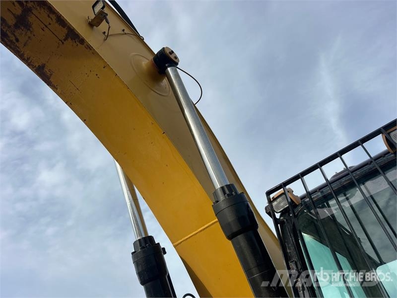 CAT 330C L Tracked Excavator Crawler excavators