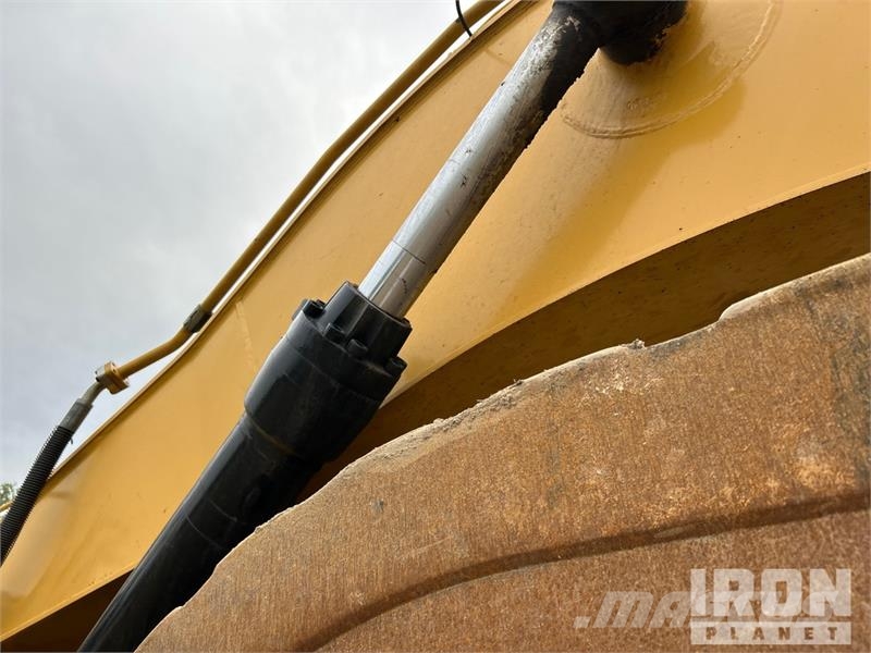 CAT 336E L Tracked Excavator Gravemaskiner på larvebånd