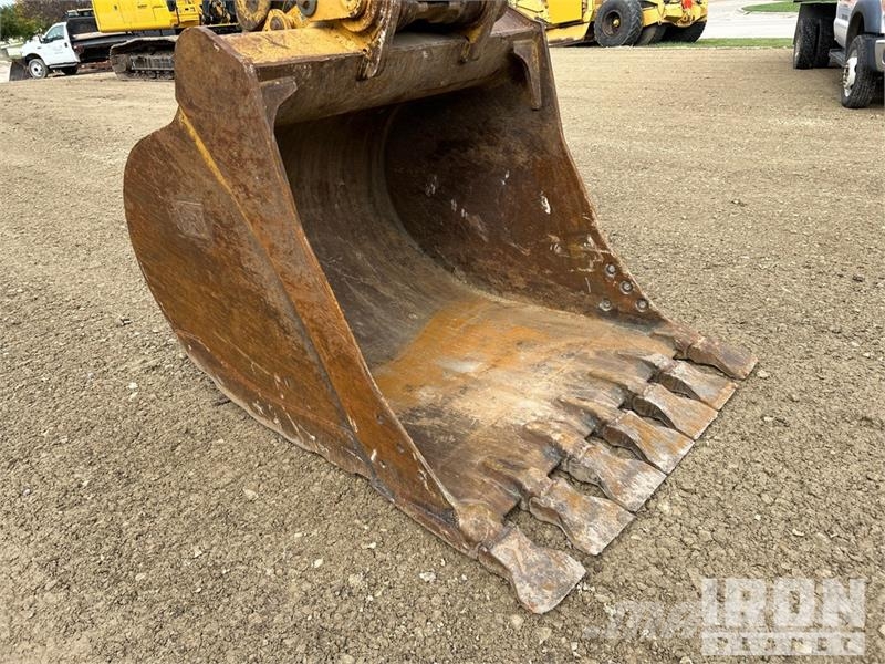 CAT 336E L Tracked Excavator Gravemaskiner på larvebånd