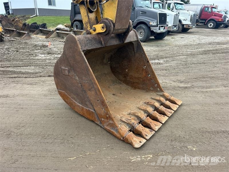 CAT 336F L Tracked Excavator Escavatori cingolati