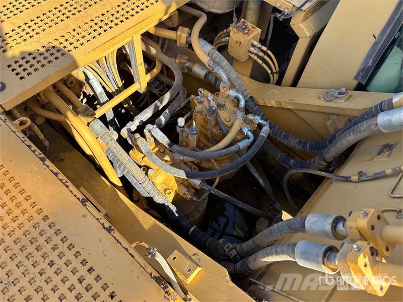 CAT 345B II Tracked Excavator حفارات زحافة
