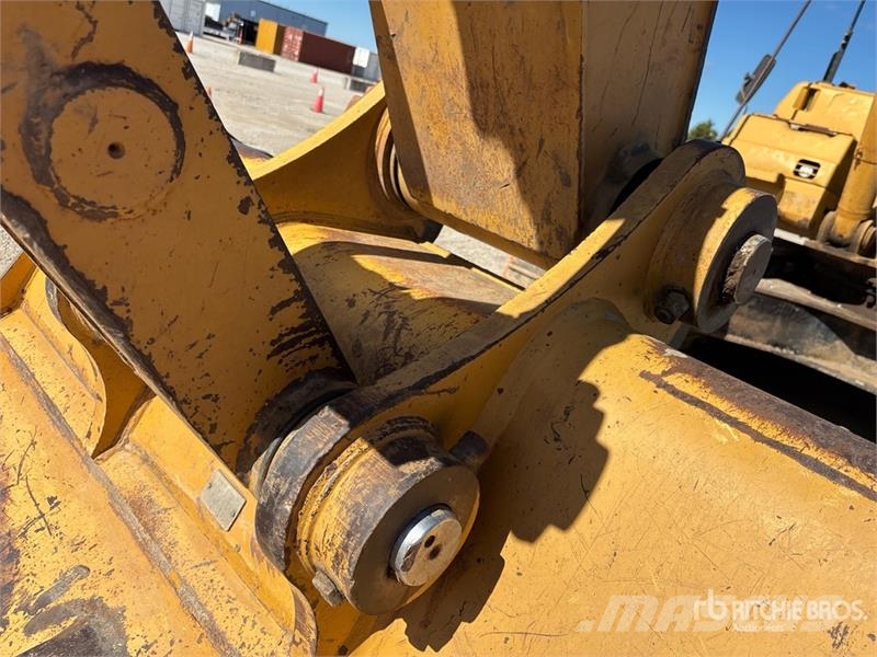 CAT 345B II Tracked Excavator حفارات زحافة