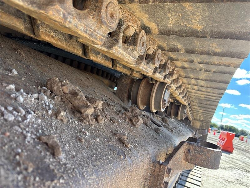 CAT 345B II Tracked Excavator حفارات زحافة