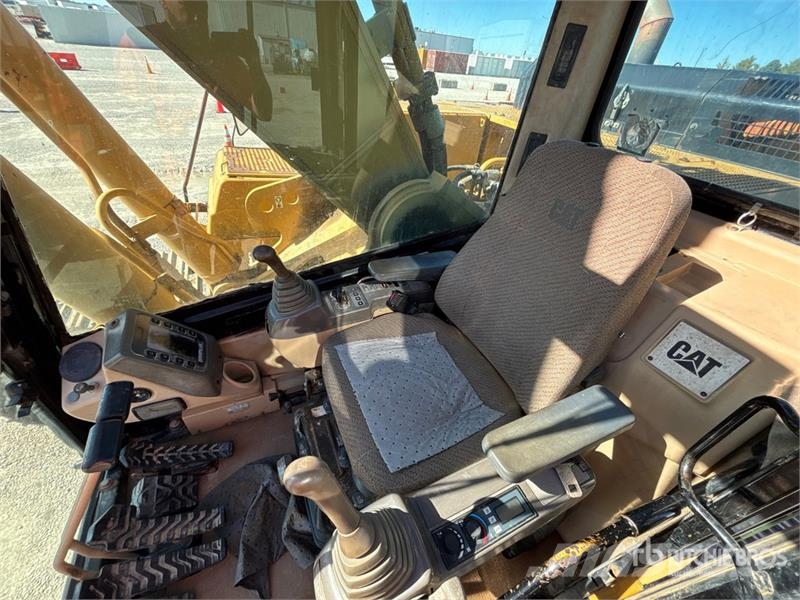 CAT 345B II Tracked Excavator حفارات زحافة