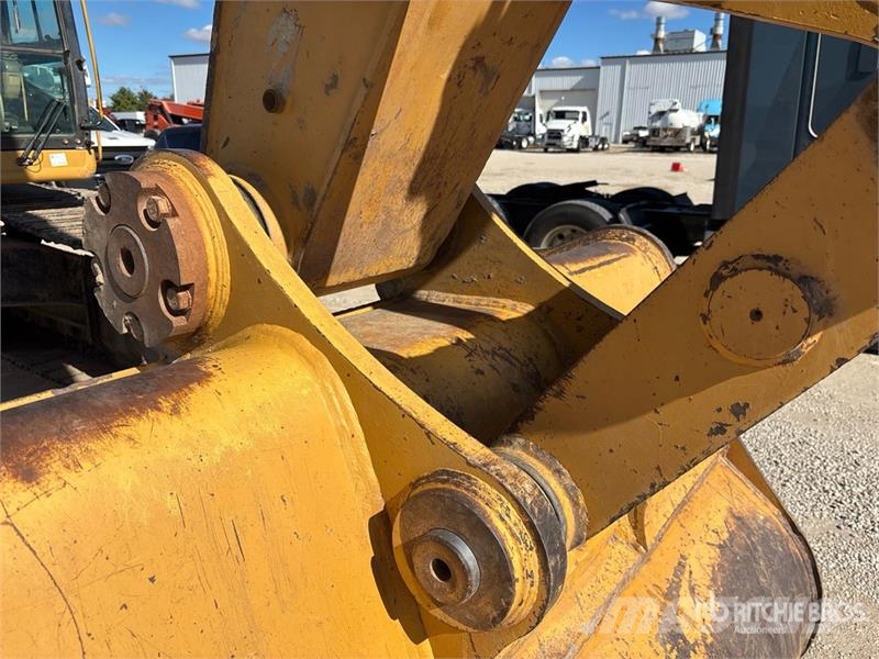CAT 345B II Tracked Excavator حفارات زحافة