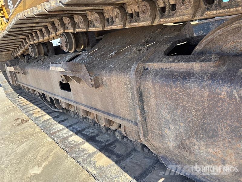 CAT 345B II Tracked Excavator حفارات زحافة