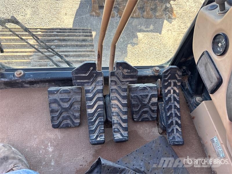 CAT 345B II Tracked Excavator حفارات زحافة