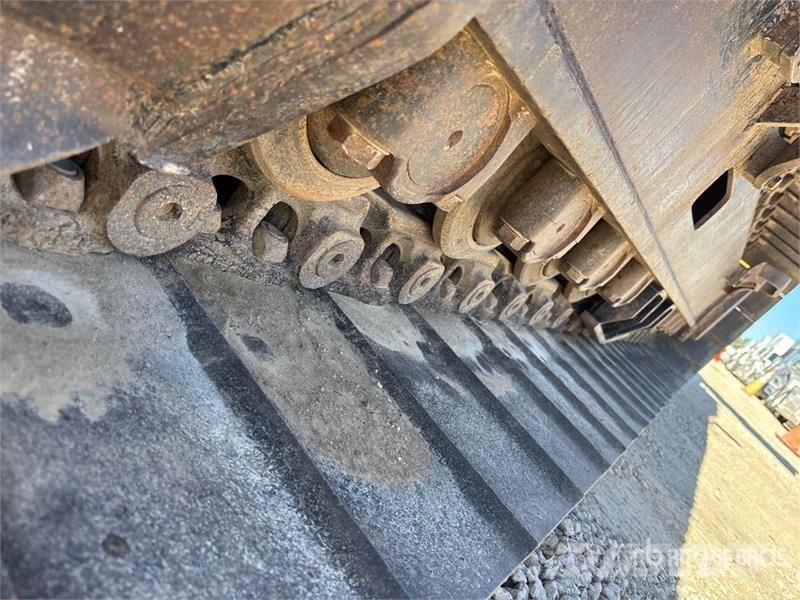 CAT 345B II Tracked Excavator حفارات زحافة
