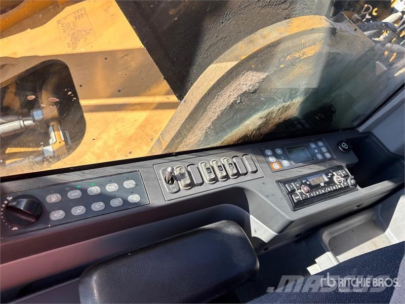 CAT 352F 大型油圧ショベル12t以上(パワーショベル・ユンボ)