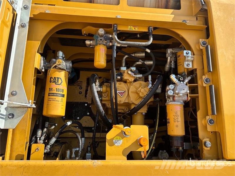 CAT 352F 大型油圧ショベル12t以上(パワーショベル・ユンボ)