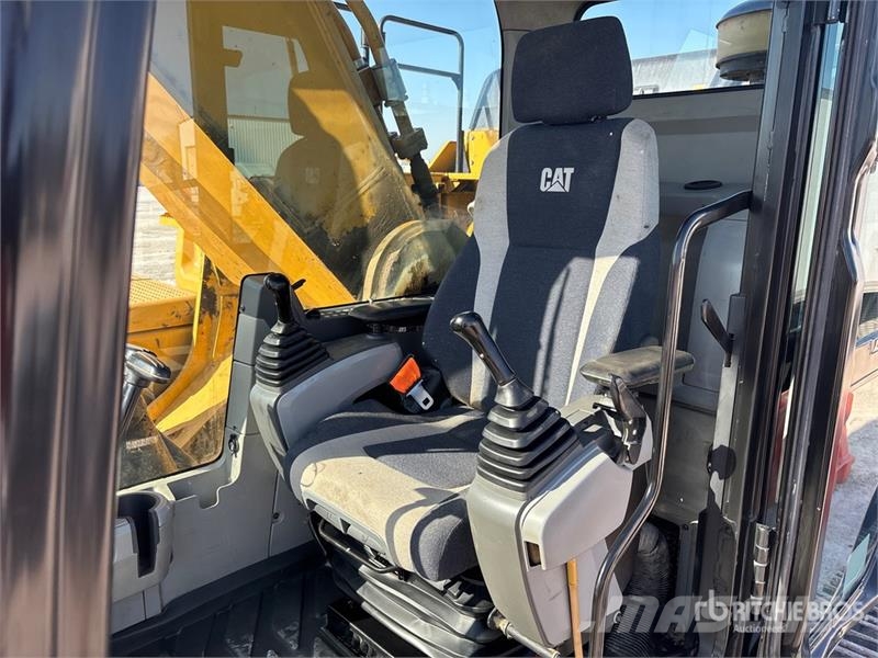 CAT 352F 大型油圧ショベル12t以上(パワーショベル・ユンボ)