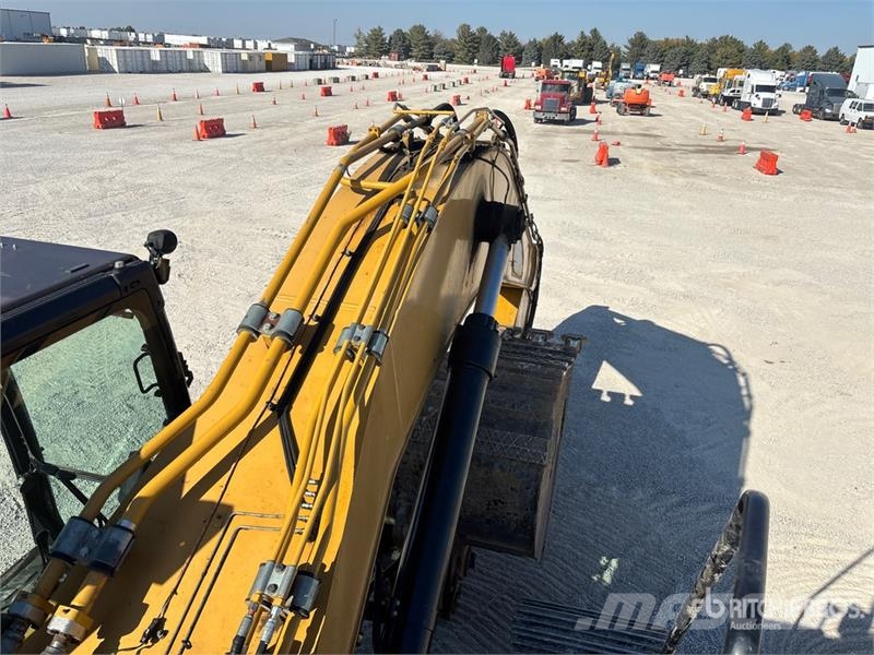 CAT 352F L VG Tracked Excavator Raupenbagger