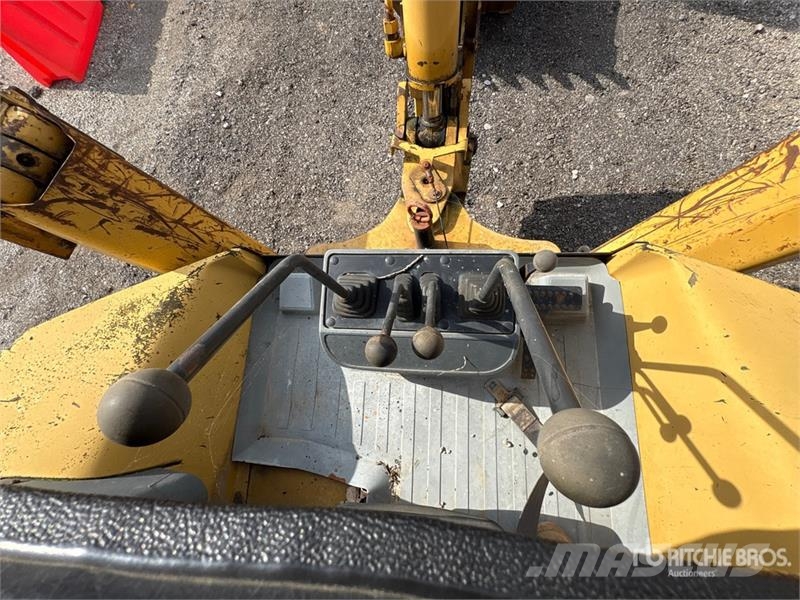 CAT 416 Retrocargadoras
