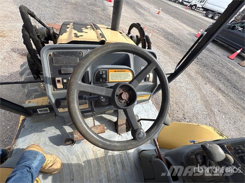 CAT 416 Retrocargadoras